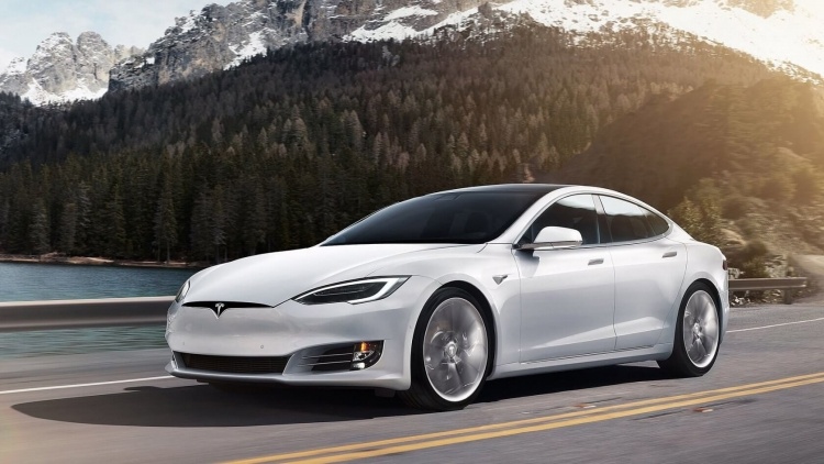 Tesla заметно снизила цена на Model X и Model S