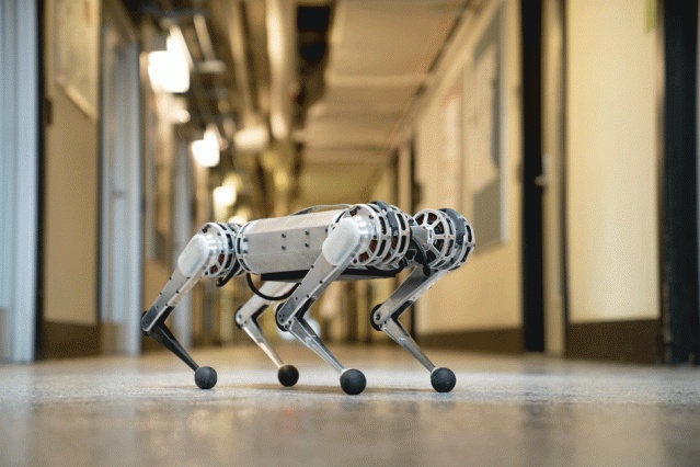 Робот-гепард от MIT умеет делать сальто назад и быстро бегать - 1