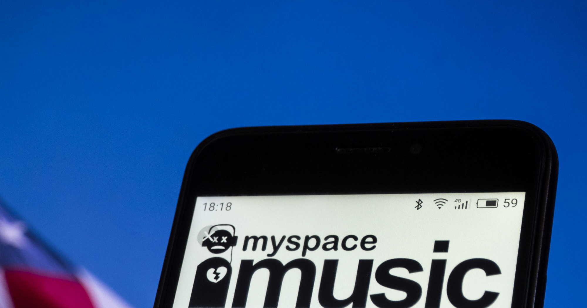 Социальная сеть MySpace оригинально напомнила о себе миру