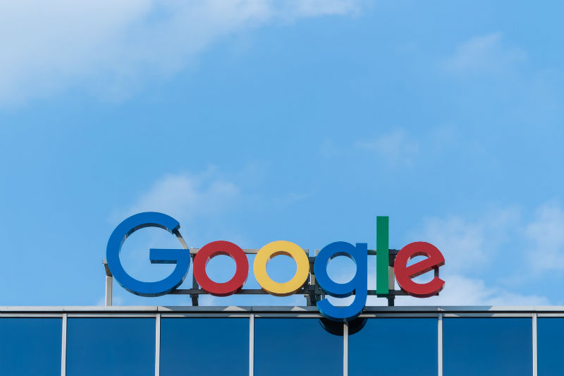 Власти Евросоюза оштрафовали Google на $1,7 млрд за блокировку рекламы конкурентов - 1