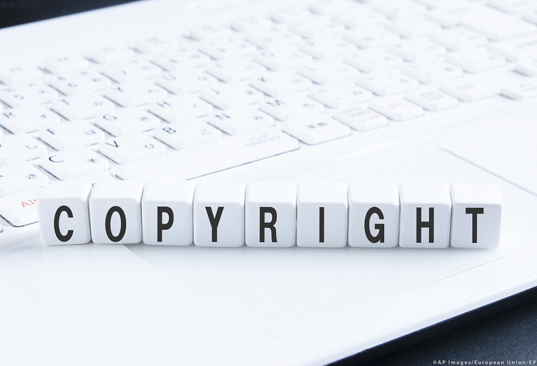 Европарламент утвердил новые правила авторского права для интернета