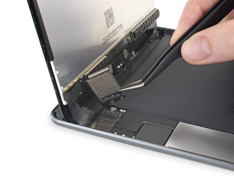 Лучше не ломать: планшет iPad Mini 5 ремонту не подлежит