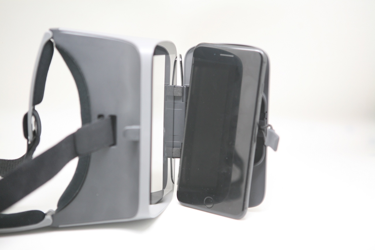 Занятный опыт просмотра видео: вместо VR — очки с зеркалами Ximmerse Visor-X - 11