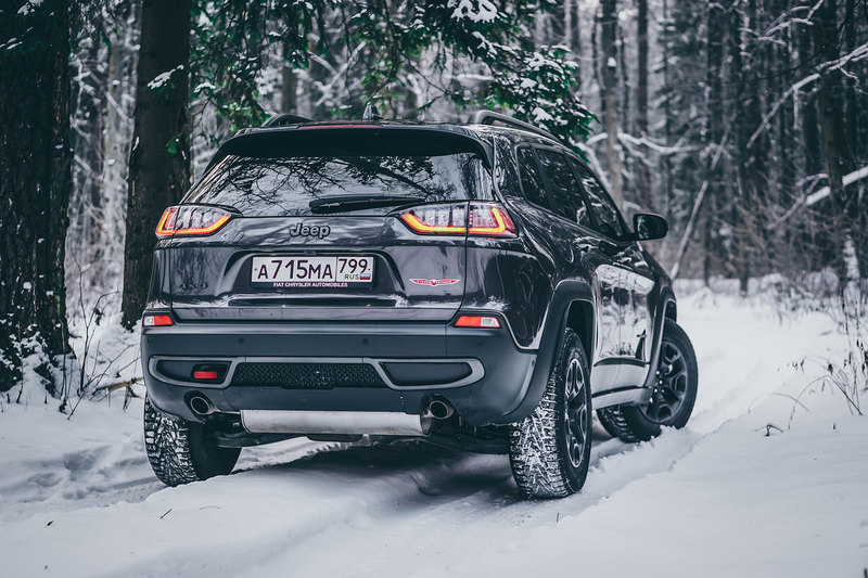 Следопыт: тест Jeep Cherokee Trailhawk