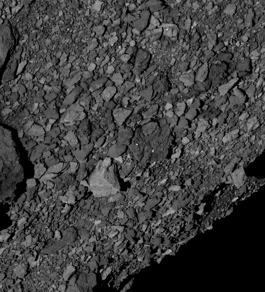 Межпланетная станция OSIRIS-Rex прислала новые фотографии астероида Бенну - 2