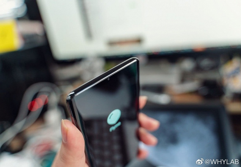 Живые фото Meizu 17 – первого смартфона компании с поддержкой 5G