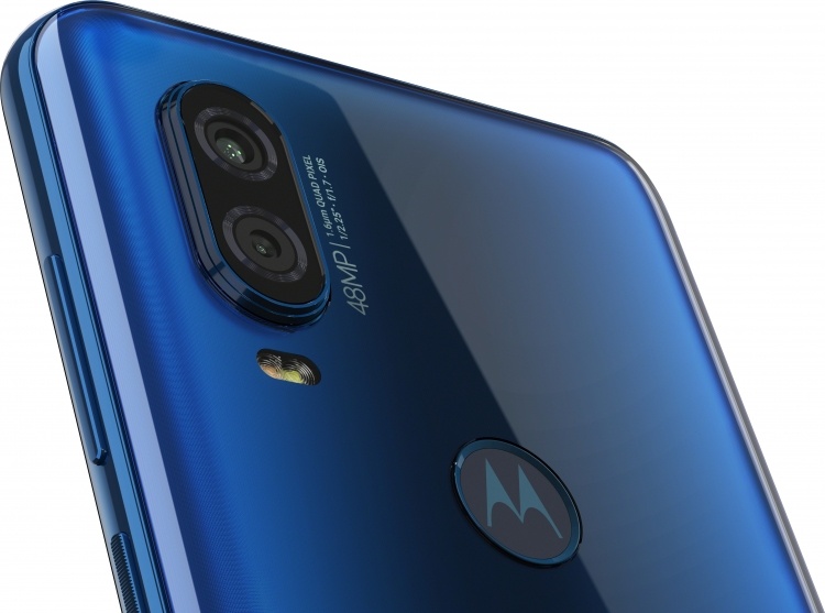 Смартфон Motorola One Vision: экран 6,3″, 25-Мп фронтальная и 48-Мп основная камеры