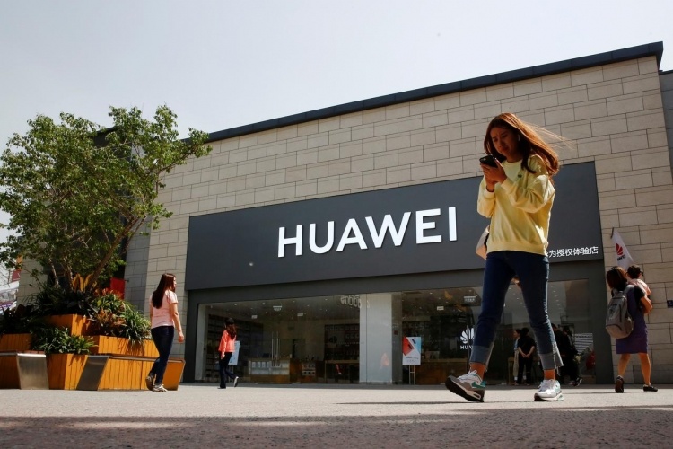 Навредили себе — США собираются отложить ввод ряда ограничений по Huawei