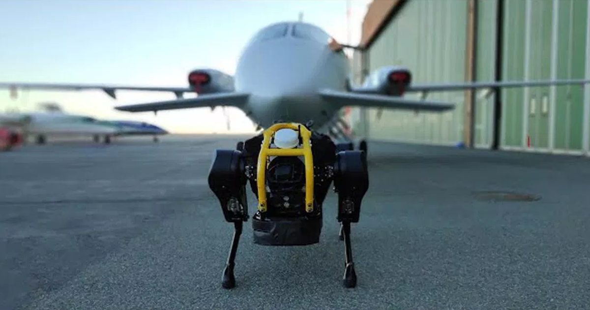 Четырехногий робот смог отбуксировать самолет весом в 3,3 тонны - 1