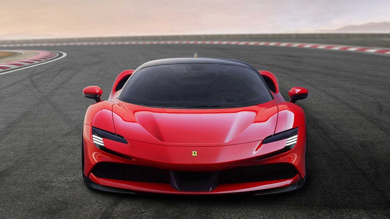 Представлен автомобиль Ferrari SF90 Stradale: четыре двигателя, 1000 л.с. и специфическая задняя передача