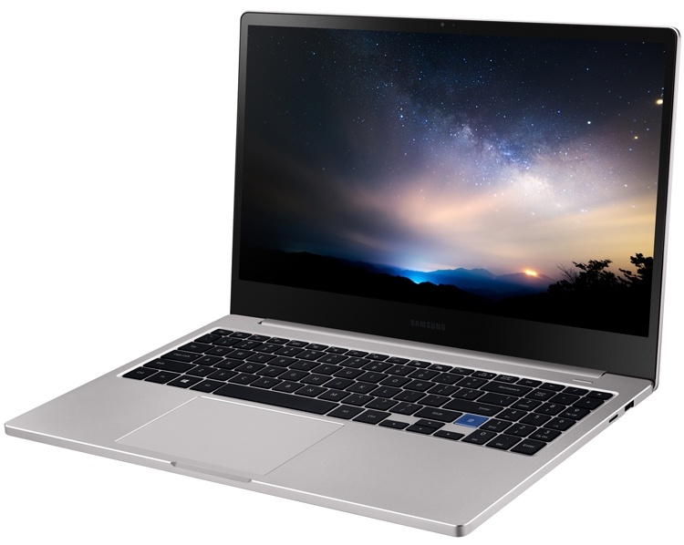 В серию Samsung Notebook 7 вошли лэптопы с экраном размером 13,3 и 15,6 дюйма
