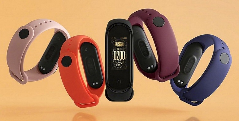 Фитнес-браслет Xiaomi Mi Band 4 поступает в продажу