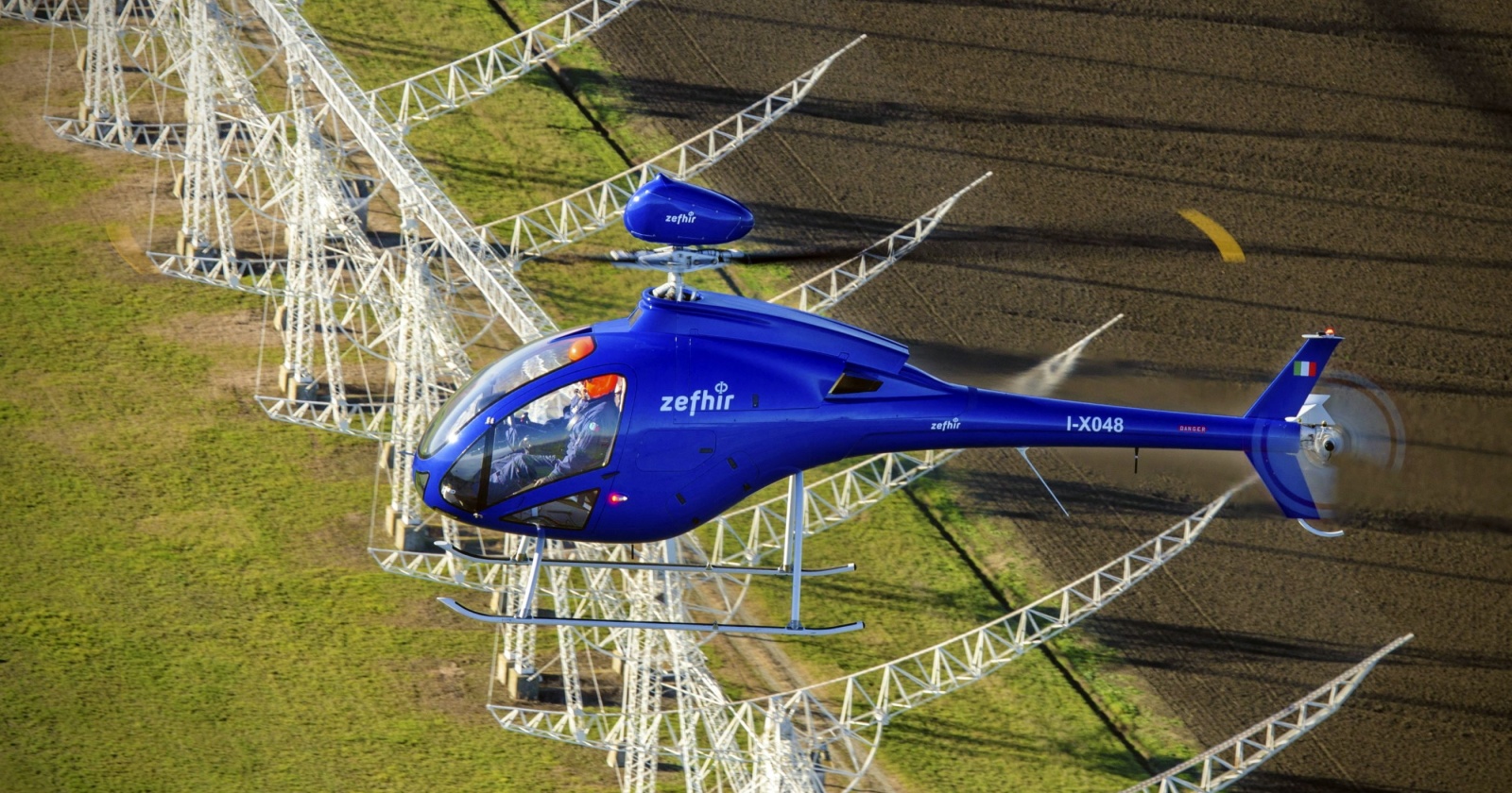 «Зефир» с парашютом: самый безопасный вертолет в мире