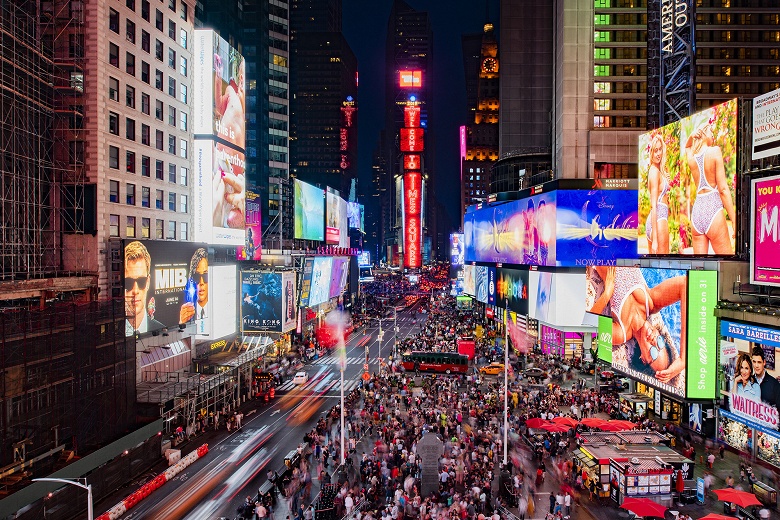 Samsung установила огромный LED-экран на Таймс-сквер в Нью-Йорке
