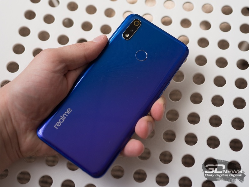 Новая статья: Обзор смартфонов realme 3 и realme 3 Pro: чемпионы второй лиги