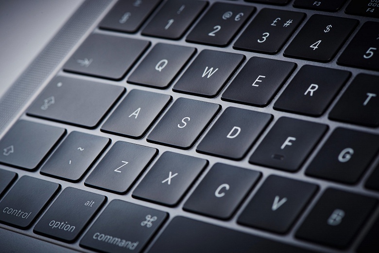 Apple откажется от своей фирменной клавиатуры «бабочка» уже в этом году