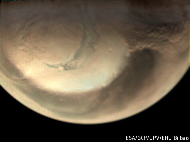 Орбитальный аппарат разглядел пылевые бури на Марсе