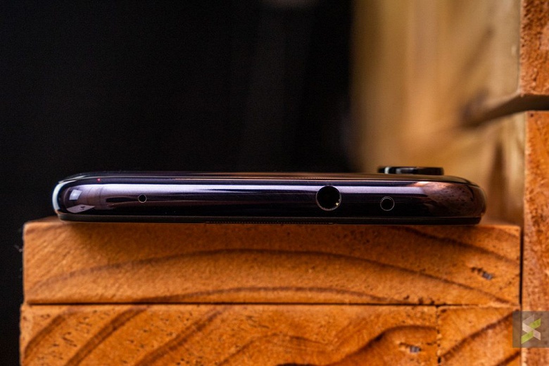 ИК-порт, разъем 3,5 мм, тройная камера. Качественные живые фото Xiaomi Mi A3 появились накануне анонса