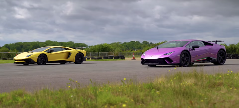 Lamborghini Aventador SV против Huracan Performante: дрэг-гонка