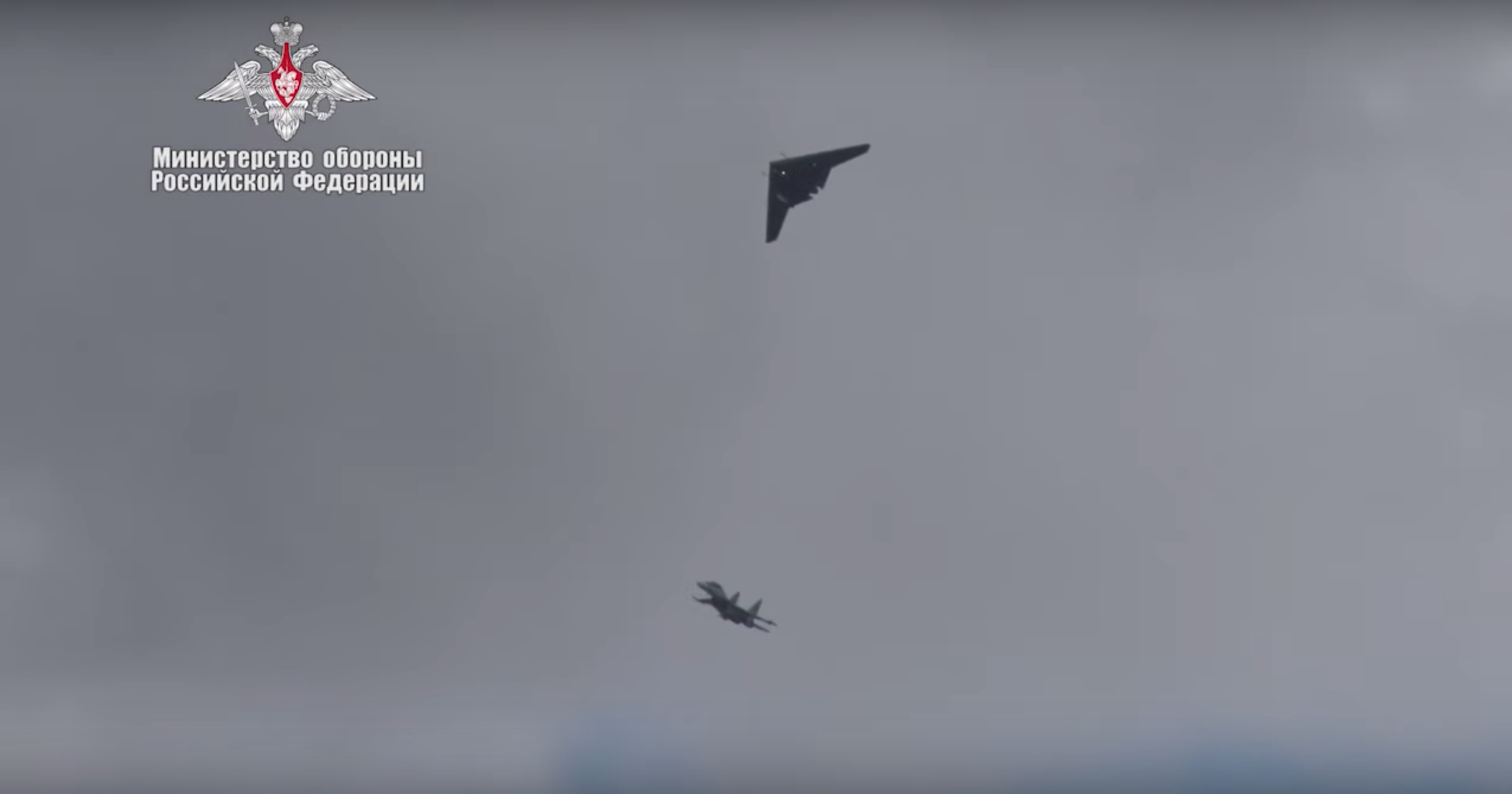 Минобороны показало совместный полёт БЛА «Охотник» и Су-30СМ