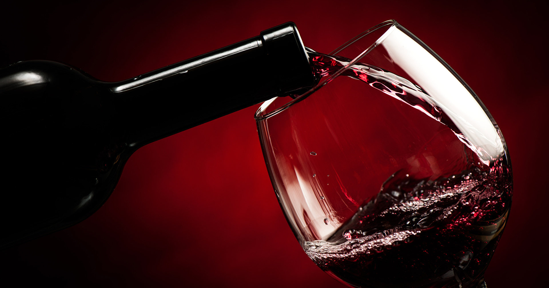 Красное вино полезно для здоровья женщин!