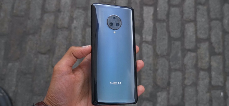Смартфон, который задаст новый тренд. Первые видеообзор Vivo Nex 3 с экраном-водопадом появился до анонса