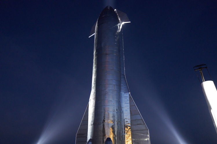 Илон Маск планирует запустить на орбиту прототип Starship  в течение полугода