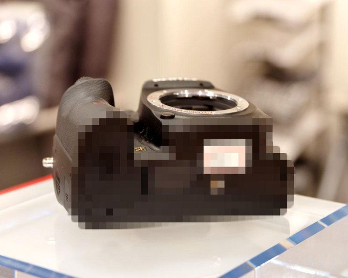 Появились новые снимки флагманской зеркальной камеры Pentax формата APS-C
