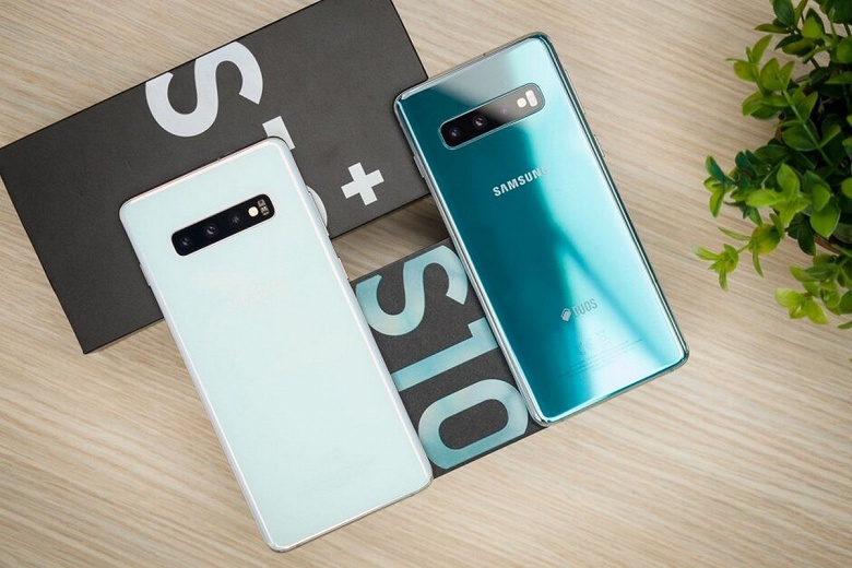 Samsung обрушила цены на смартфоны Galaxy S10