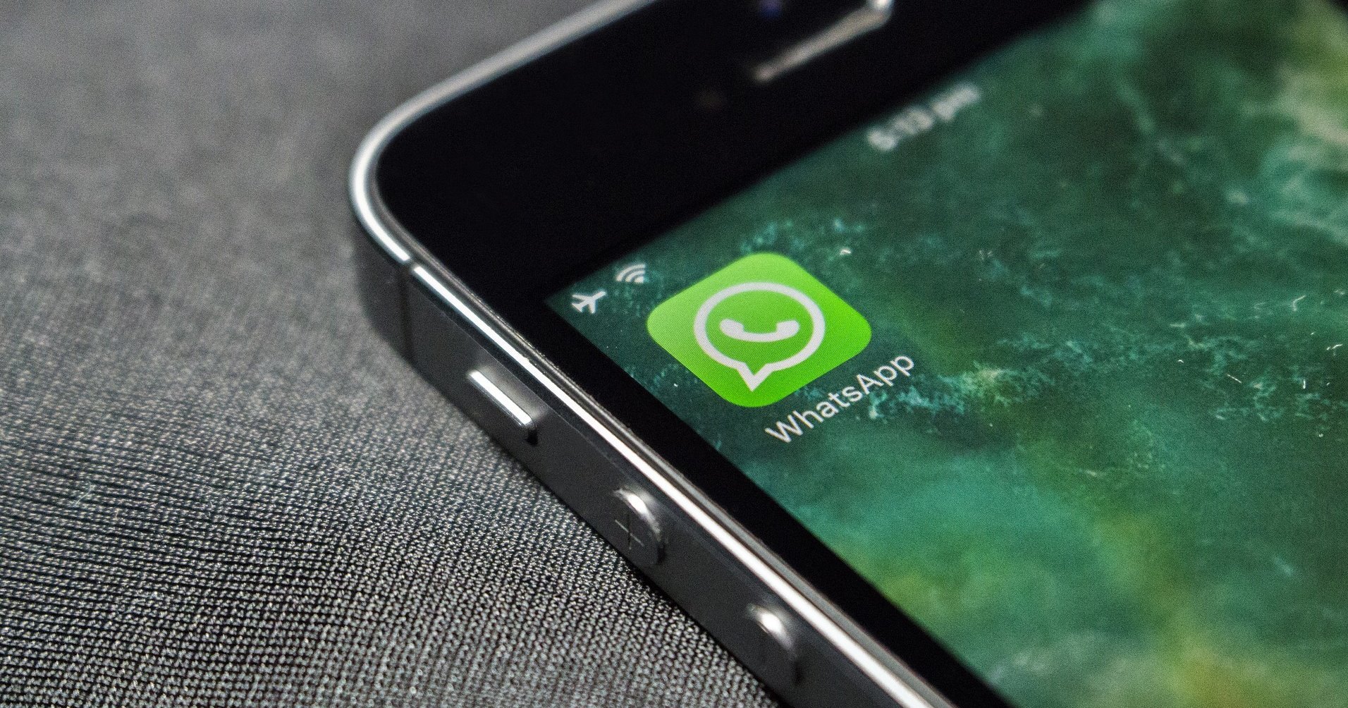 В WhatsApp нашли способ читать чужую переписку