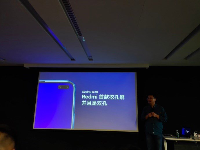 Анонсирован Redmi K30: первый смартфон компании с модемом 5G и двойной камерой, врезанной в экран