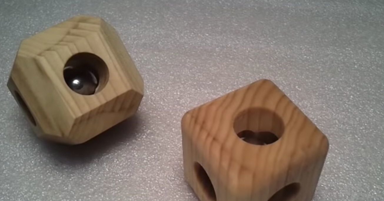 Как поместить стальной шар в монолитный деревянный куб