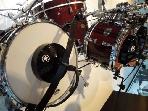 Роботизированные ударная установка и контрабас Yamaha: живые выступления можно будет слушать в записи