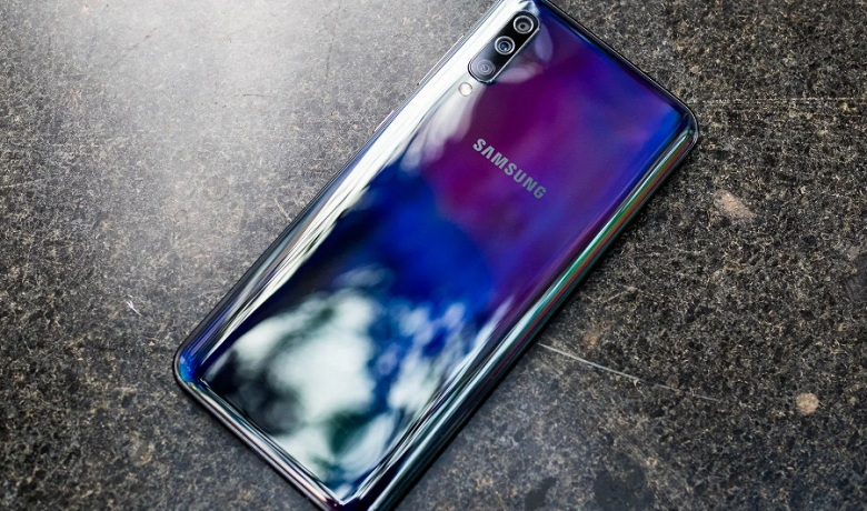 Samsung дразнит анонсом нового мобильного чипсета