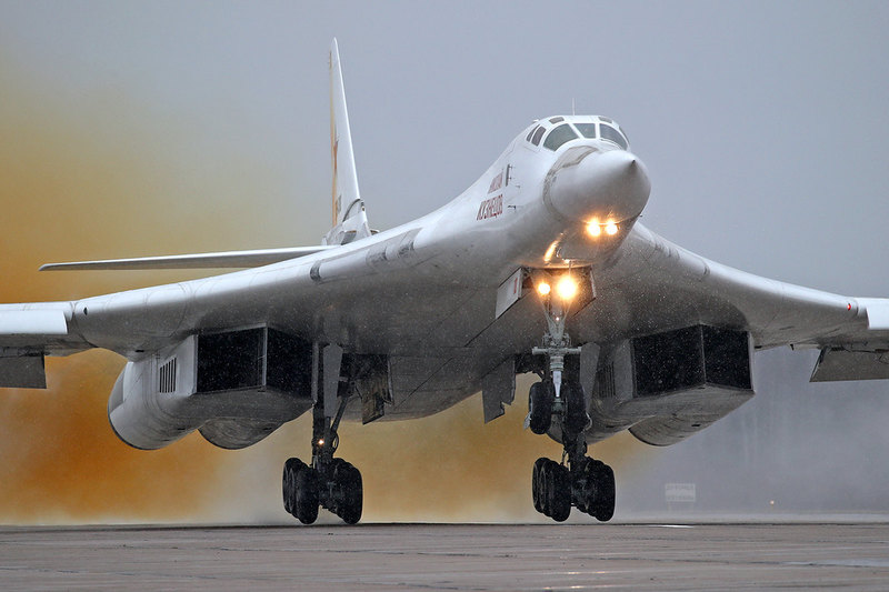 Новейшие F-35 не смогли догнать Ту-160