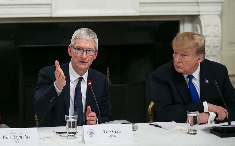 Apple наняла лоббиста, чтобы её товары не попали в обновлённый список в процессе торговой войны США с Китаем
