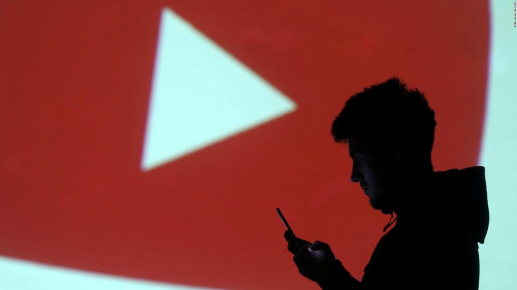 YouTube попытается привлечь рекламодателей для ютуберов с «несемейным» контентом из-за жалоб на демонетизацию - 1