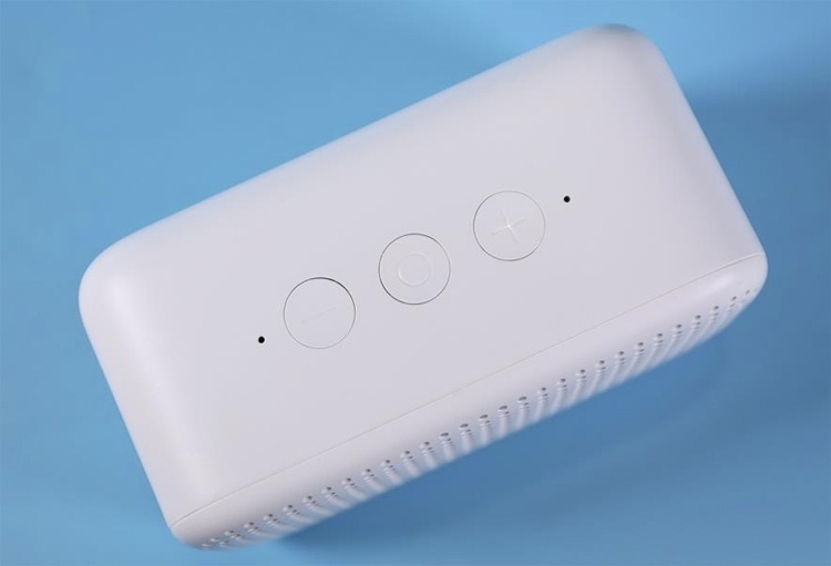 Redmi XiaoAI Speaker Play: первый смарт-динамик бренда