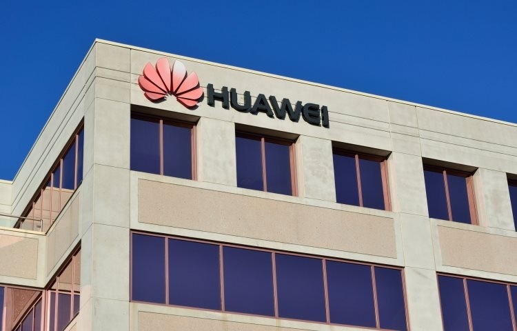 Германия откладывает решение относительно использования 5G-оборудования Huawei до января 2020 года
