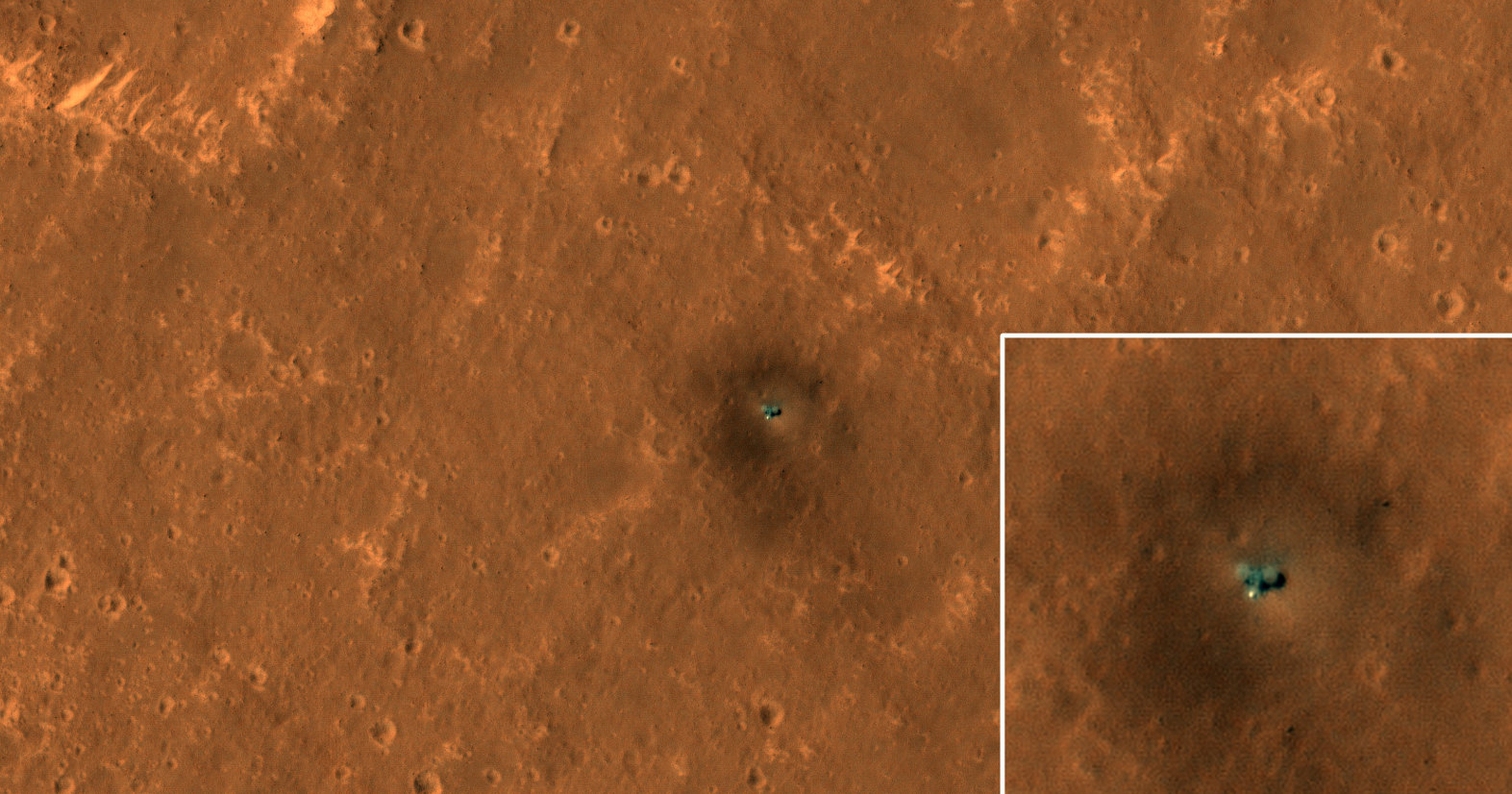 Зонды InSight и Curiosity на поверхности Марса: спутниковые снимки