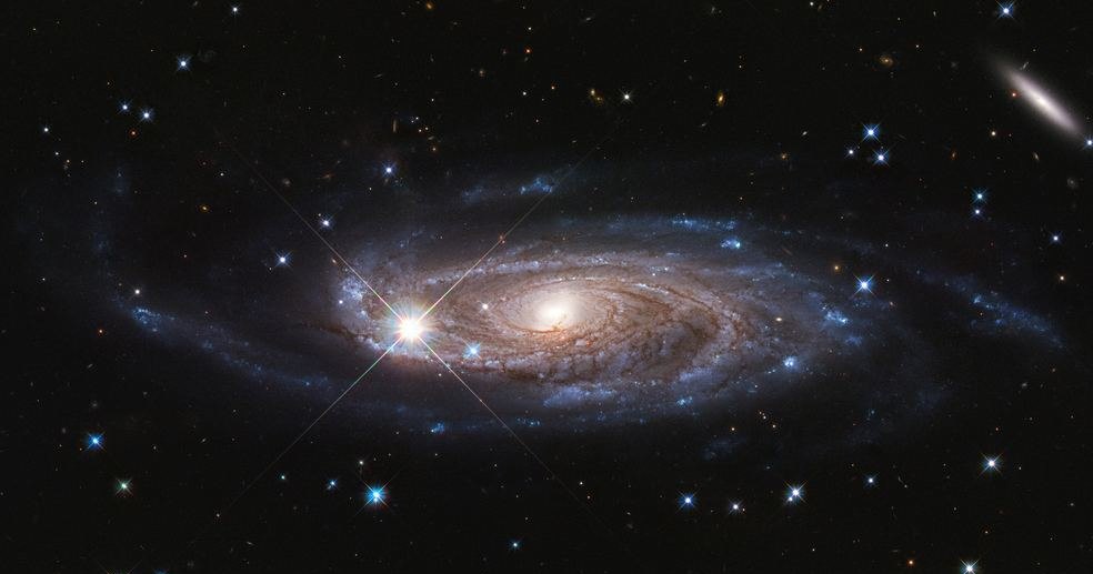 «Хаббл» получил снимок гигантской спиральной галактики