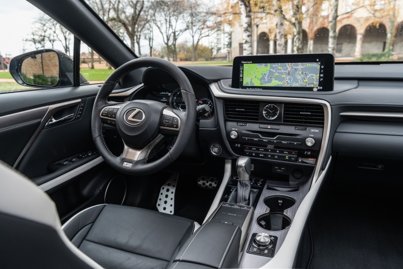 Новая статья: Тест-драйв обновлённого Lexus RX: уйдите с маршрута