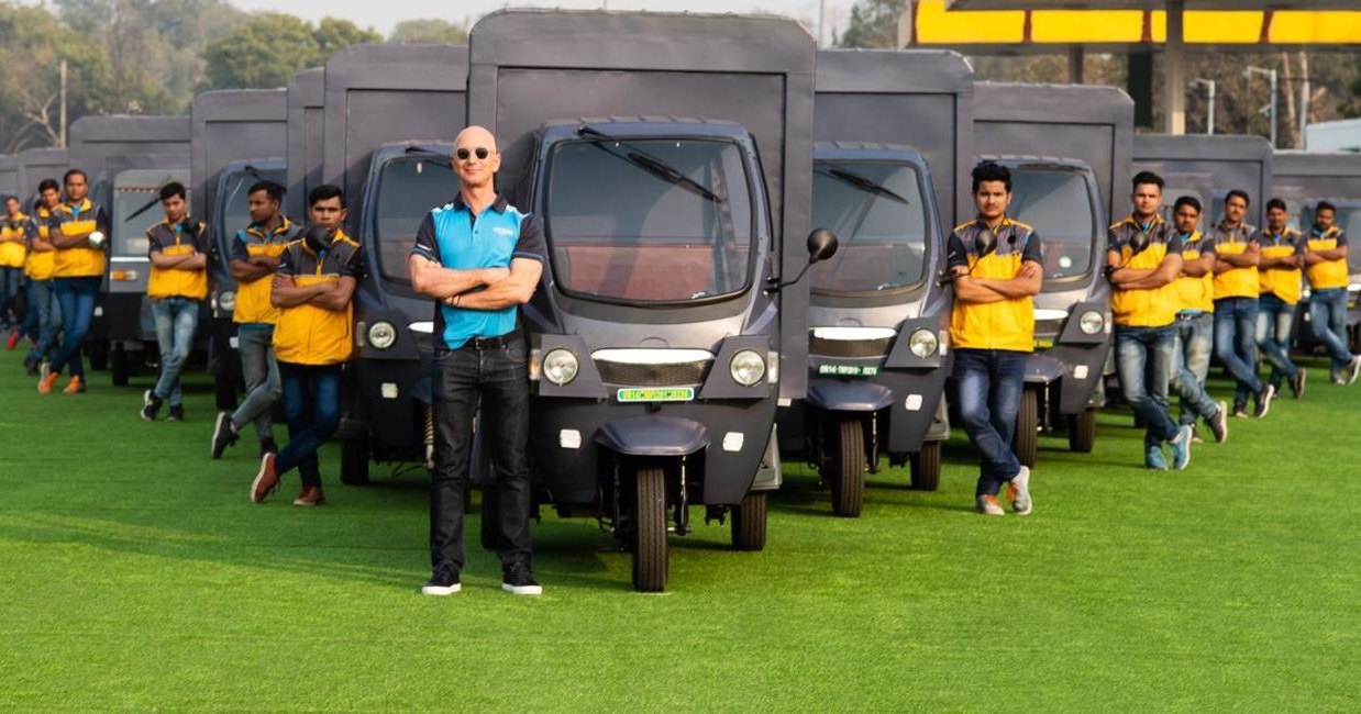 Amazon запустит в Индии 10 тысяч электрических машин для доставок