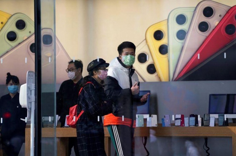 Apple закрывает все магазины и офисы в Китае из-за вспышки коронавируса