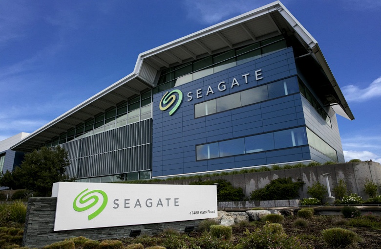 Доход Seagate в минувшем квартале составил 2,7 млрд долларов