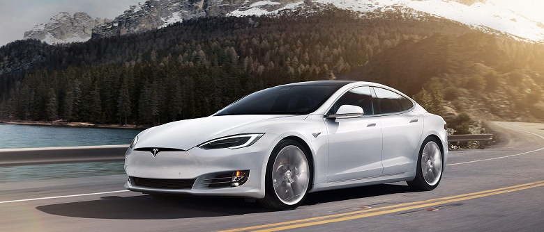 Компания Tesla лишила электромобиль Model S части функций при смене владельца - 1