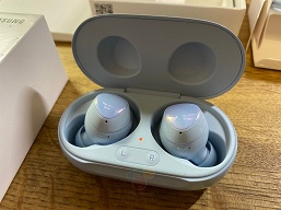 Очень автономные Samsung Galaxy Buds+ на качественных фото за несколько дней до анонса