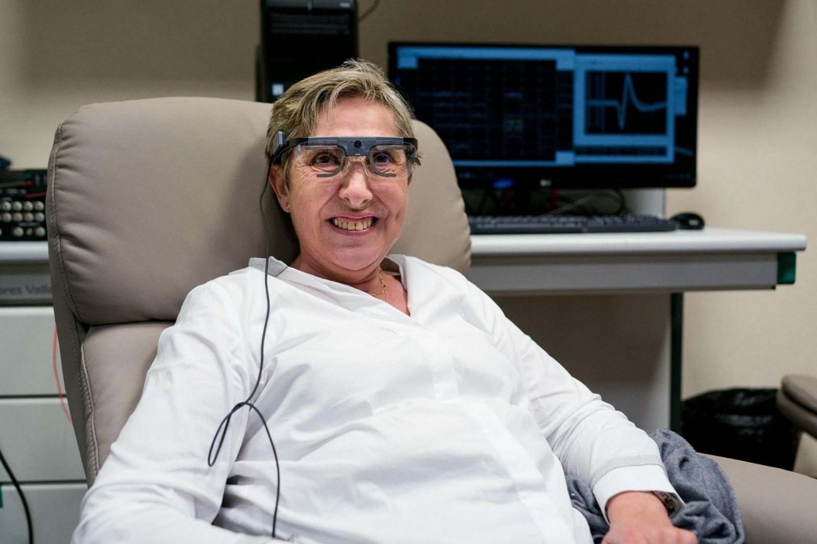Новый имплантат для слепых подключается напрямую к мозгу - 2