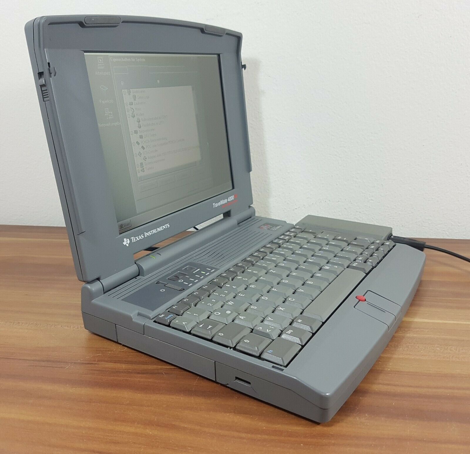 Компьютерные бренды 90-х - 102