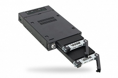 Icy Dock ToughArmor MB834M2K-B позволяет установить в отсек для дисковода два SSD типоразмера M.2 